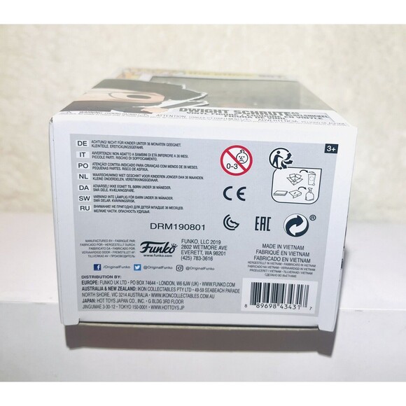 Funko POP Dwight Schrute #907 as Belsnickel The Office With Protector - Picture 7 of 7